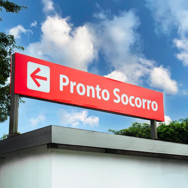 Foto placa pronto-socorro